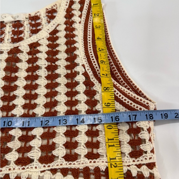 GREIGE Brown and White Crochet Sleeveless cropped top in size XL - Picture 8 of 12